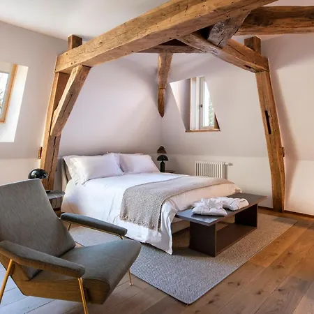 Chateau De Wallerand Отель 4*