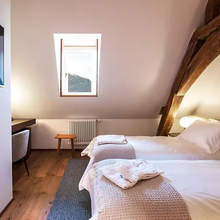 Chateau De Wallerand