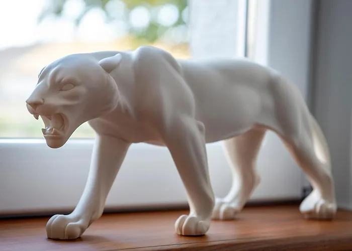 Chateau De Wallerand Hotel 4*